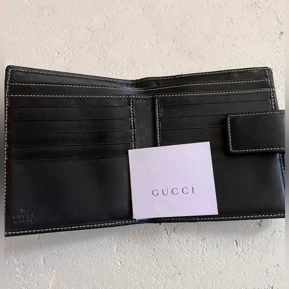 Gucci Vintage Leather Compact Wallet - Picture 11 of 13
